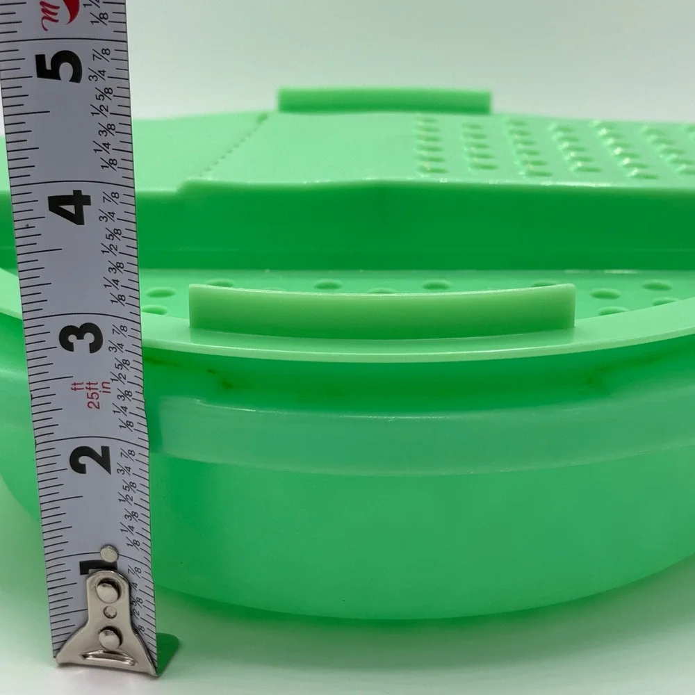 Tupperware vintage grater